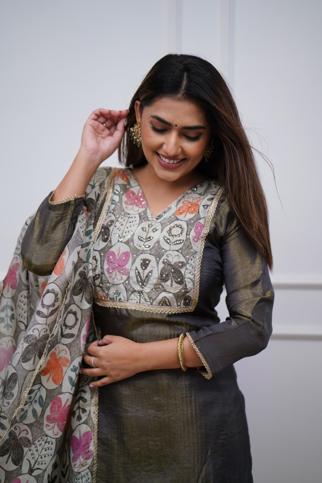 Dupatta Pant Set