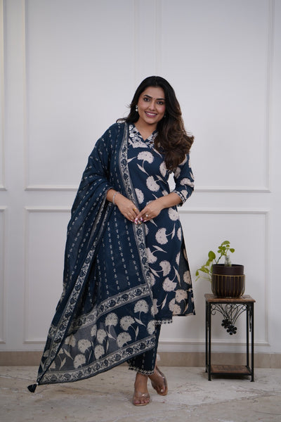 Dupatta Pant Set