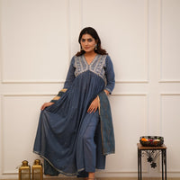 Duppata Pant Set