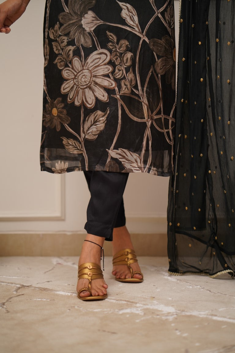 Dupatta Pant Sets