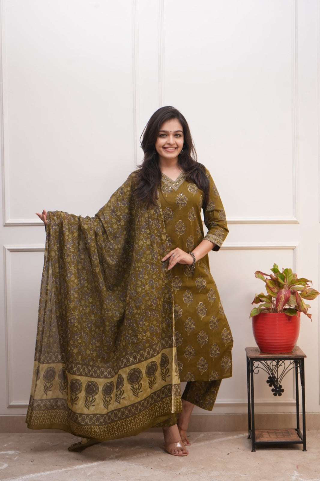Dupatta Pant Set