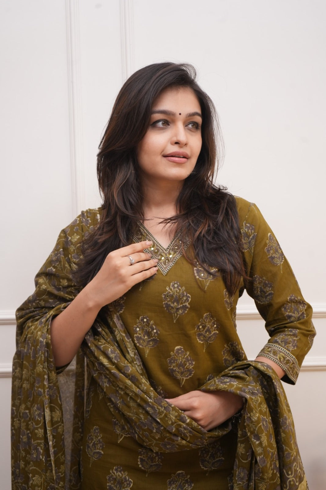 Dupatta Pant Set