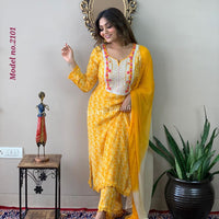 Dupatta Pant Set